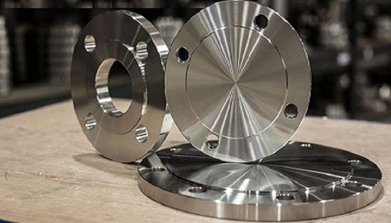 ANSI B16.5 B16.47 Flange Buta Stainless Steel CS A105 WNRF SORF BLIND SWRF LJFF