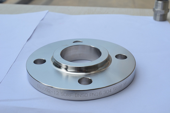 2 Soket Baja Karbon 300LBS Las Flange Asme Ansi B16.5 Asme Ansi B16.47